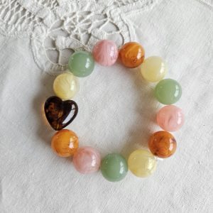 Bracelet coeur captif ambre foncé