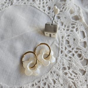 Créoles Stella *blanc nacré*